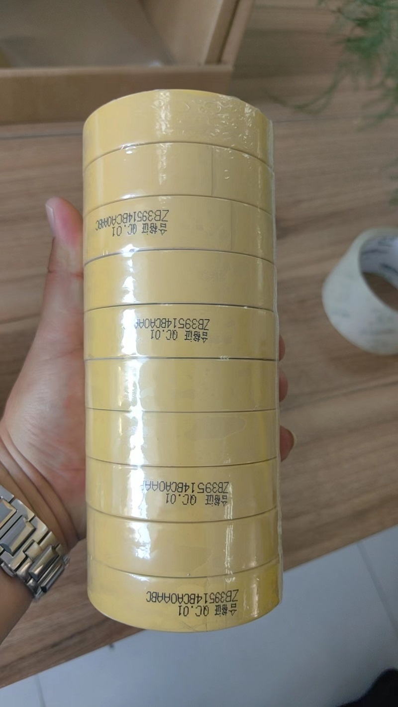 Hlavné účinky pruhovanej maskovacej pásky zahŕňajú