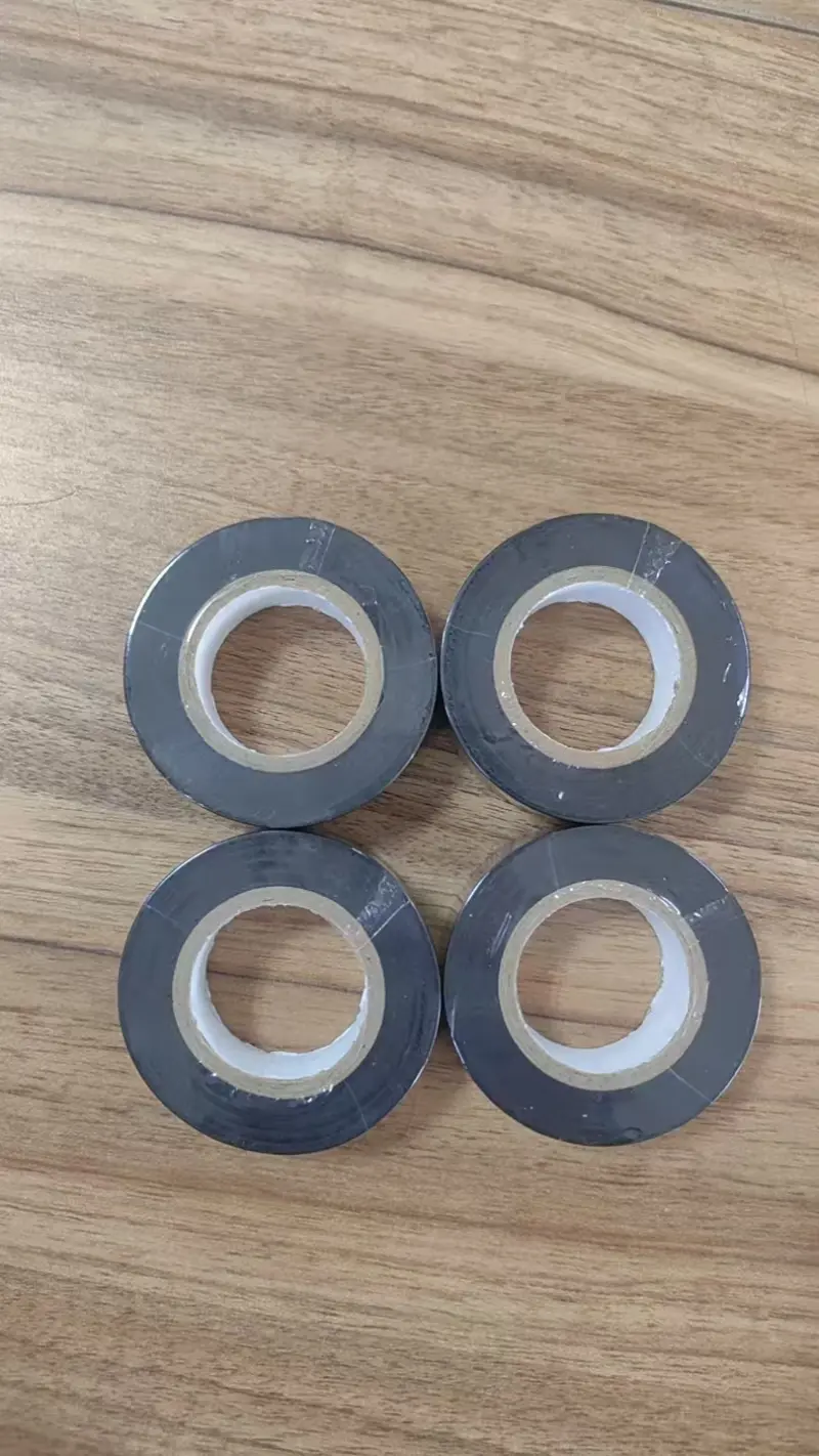 Ako rozlíšiť medzi rôznymi typmi obojstrannej pásky?